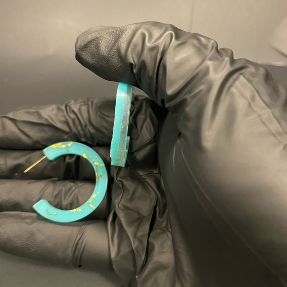 Hoop earrings turquoise color - Picture 4 of 4